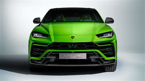 Find complete 2021 lamborghini urus info and pictures including review, price, specs, interior interested to see how the 2021 lamborghini urus ranks against similar cars in terms of key attributes? Lamborghini Urus "Pearl Capsule" Revealed, 2021 MY Gets ...