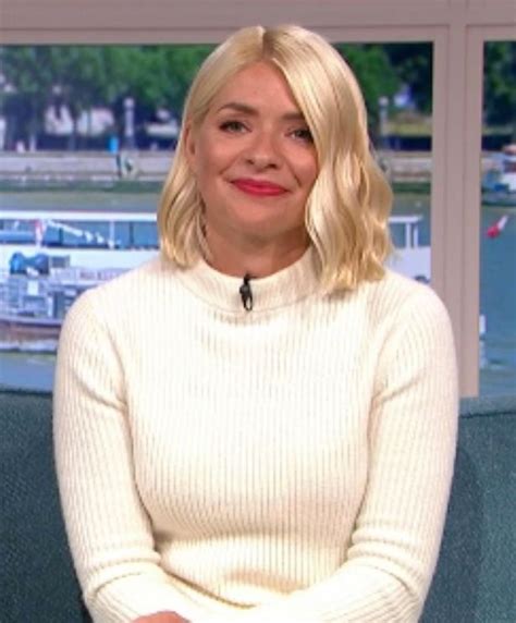 Holly Willoughby Apologises After Stunning New Look On This Morning