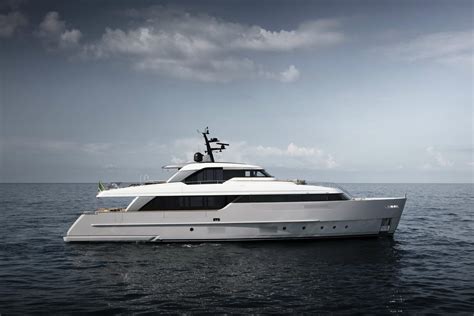 Sanlorenzo Sd96 Lengers Yachts Luxury Yacht Dealer Europe