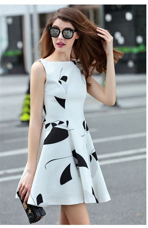 white classy summer boutique dress in 2020 boutique dresses summer classic summer dresses