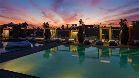 Sls Hotel At Beverly Hills The Luxury Collection — City Country