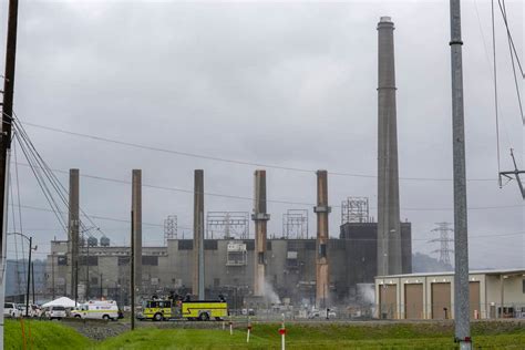 A Kentucky Power Plant S Destruction Signals The Demise Of Coal Production