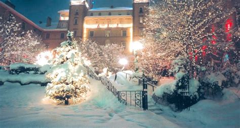 7 Warm And Bright Reasons To Be In Glenwood Springs On Friday Nov 24