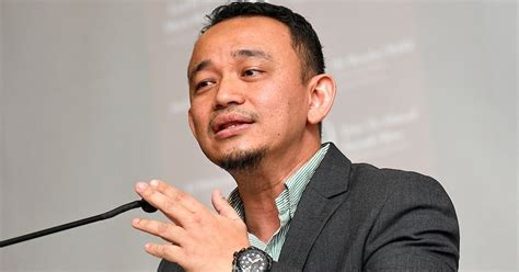 Education minister dr maszlee malik received some stinging barbs at a dialogue session organised by the asian strategy and. Siapa Dr Maszlee Malik? Ini Biodata Ringkas Tentang ...