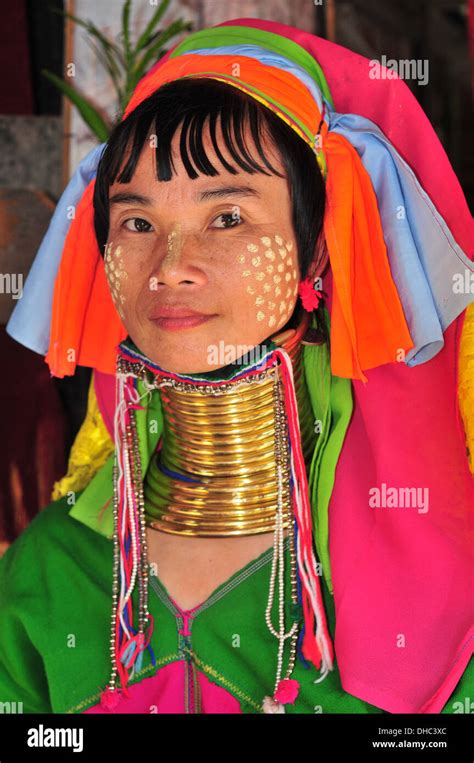 Hill Tribes In Thailand A Long Neck Karen Woman Mae Hong Son Stock