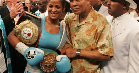 Muhammad Ali S Daughter Laila Ali Sweetly Remembers Her Late Father