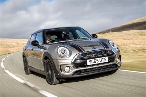 MINI Cooper S Clubman ALL4 2016 review | Auto Express