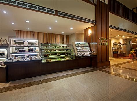 It's always a fascinating idea for cake lovers to explore this elegant bakery which is located in the heart of penang. THE PASTRY CAKE SHOP Jakarta Hotel - Redtop Hotel in ...