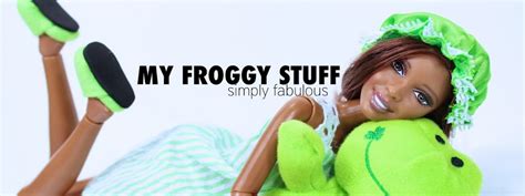 Our dolls would love to strut down the red carpet too. My Froggy Stuff: Easy Doll Room Tips