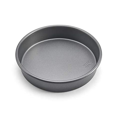 Find The Best 9 Round Cake Pans 2023 Reviews