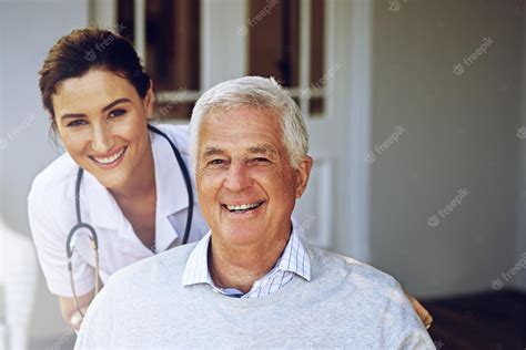 Premium Photo Healthcare With A Smile Portrait Of A Smiling Caregiver