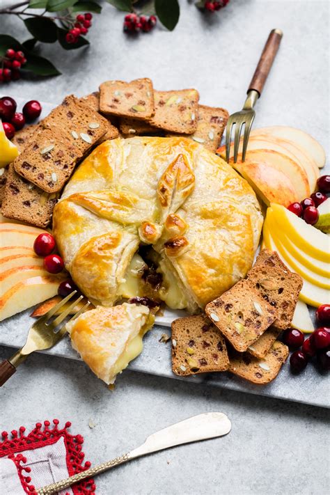 Cranberry Maple Pecan Baked Brie In Puff Pastry Le Petit Chef