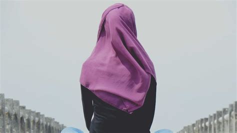 What Its Like To Be A Muslim Woman With An Eating Disorder During