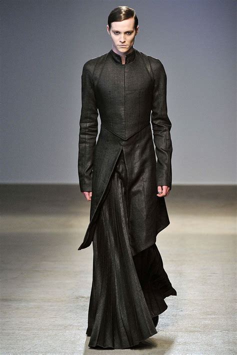 Fashion Shows Fashion Week Runway Designer Collections Androgyny