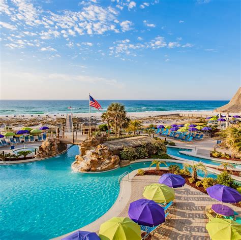 Who wouldn't want to start their week like this? 🌊☀️ | Florida hotels