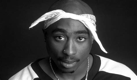 Tupac Shakur Biography Tupac Shakur African American