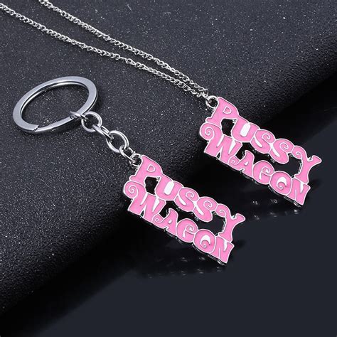 Pussy Wagon Pink Keychain For Women High Quality Kill Bill Key Chains Fashion Accessories