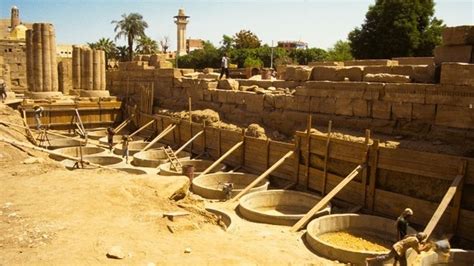 Descubren Tumba Con Restos De 50 Momias En El Sur De Egipto
