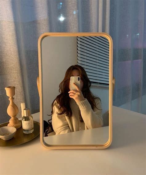 Instagram K Th Mirror Selfie Poses Korean Aesthetic Instagram