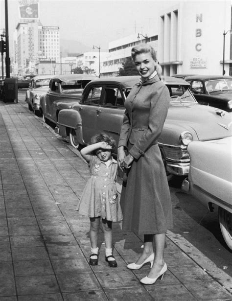 Jayne Mansfield With Her Daughter Jayne Mansfield First Daughter Mansfield