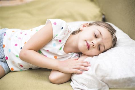 8 Cara Melatih Anak Tidur Sendiri Di Kamarnya Ibupedia