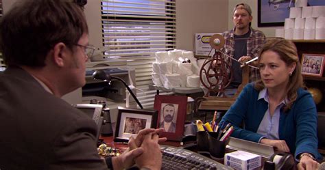 The Office 10 Moments Dwight Schrute Proved He Was A Great Friend