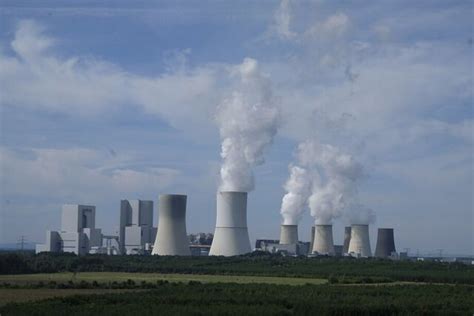 Scholz All Of Germanys Nuclear Power Plants Will Operate Until 15