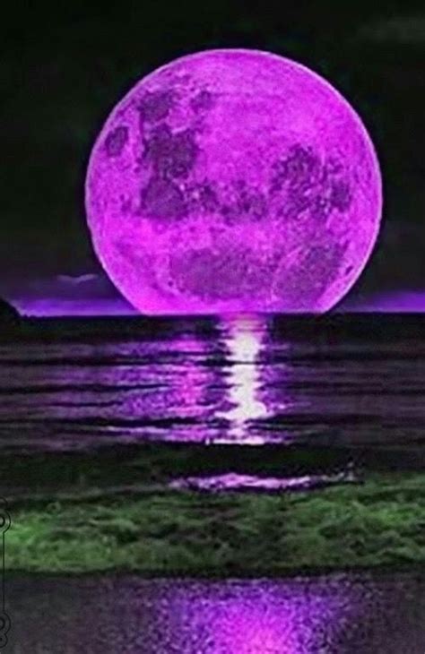 The moon is one of the smallest heavenly bodies seen from the earth. Goodnight | Pink moon wallpaper, Beautiful moon, Moon art