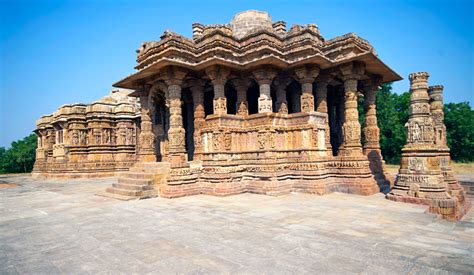 50 Of The Most Incredible Landmarks In India