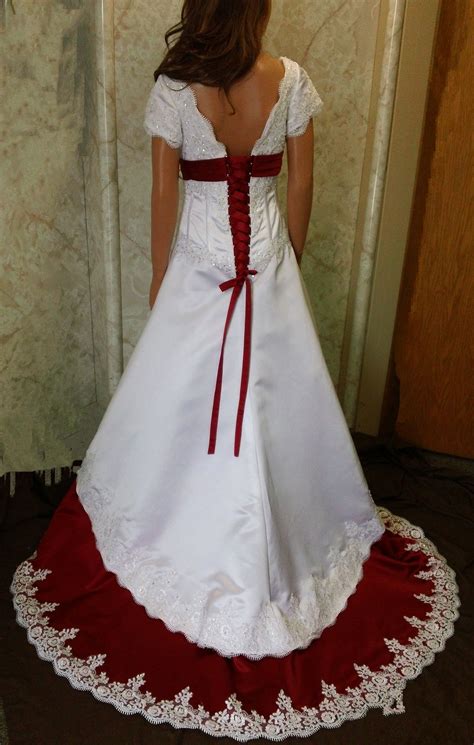 Wedding Gown With Red Trim Back Red White Wedding Dress Red Bridal