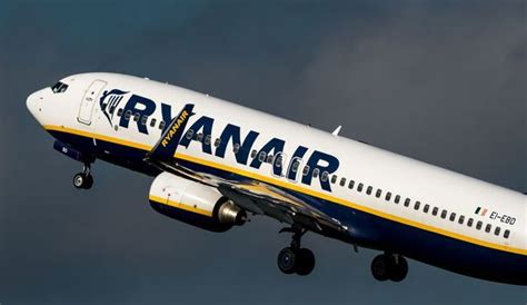 What if ryanair operated the a380? Ryanair passe la barre du milliard d'euros de bénéfice au ...