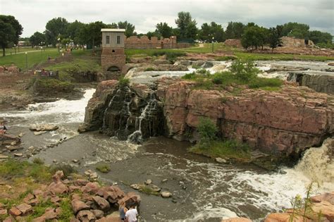 Falls Park - A Sioux Falls Favorite ~ Our Downsized Life