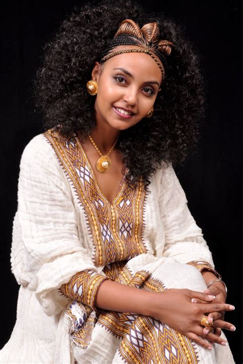 Pin By Echad Designs On Habesha Bride Ethiopian Hair Ethiopian Women