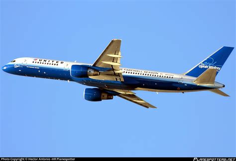 N542ua United Airlines Boeing 757 222 Photo By Hr Planespotter Id