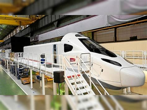 Tgv Unveils High Speed Trains Of The Future France Tgv M Next