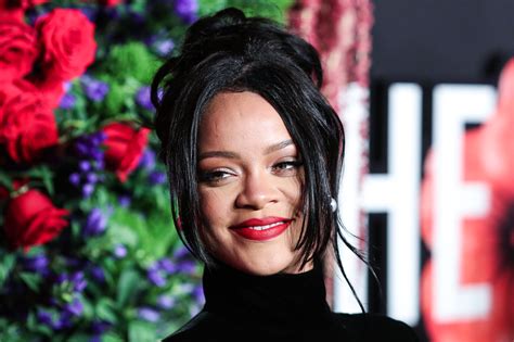 Secure The Bag Rihanna Gears Up To Launch Fenty Skin On July 31st 93