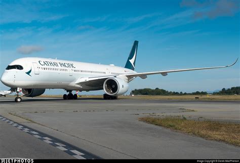Cathay Pacific Airways Airbus A350 941 B Lrq At Vancouver International