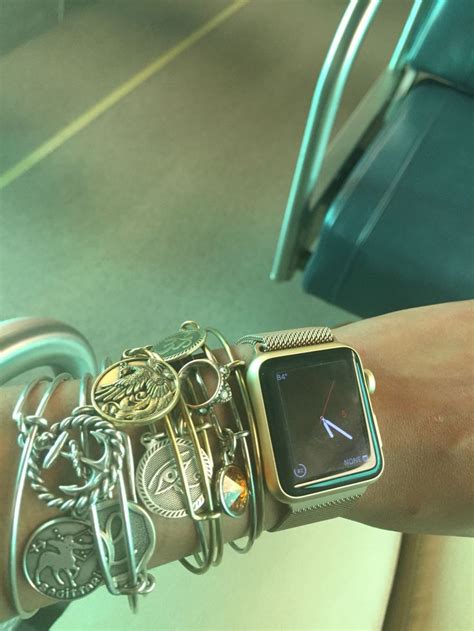 pin by angelina rodriguez on arm candy luv it apple watch fashion rose gold apple watch