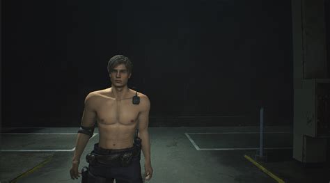 Leon Shirtless Pack