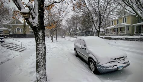 St. Paul, Minneapolis declare snow emergencies. Heed parking signs or