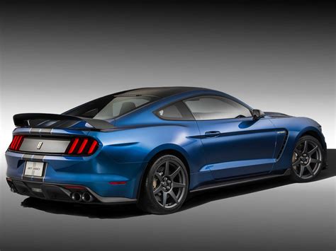 Fords Shelby Gt350r Is The Baddest Mustang Of Them All Business Insider