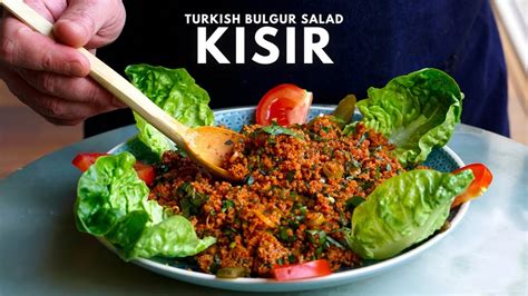 How Authentic Kisir Is Made A Classic Turkish Bulgur Salad Youtube