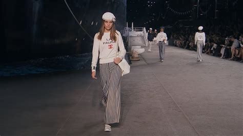 Cruise 201819 Show Chanel Shows Youtube
