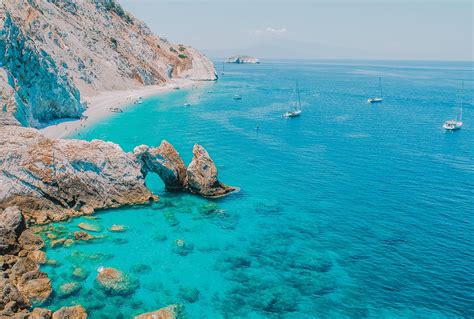 19 Beautiful Islands In Greece You Have To Visit Hand Luggage Only