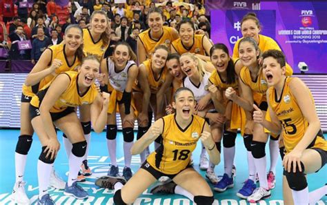 Vakıfbank spor kulübü kadın voleybol takımı, kuruluşundan bu yana sürekli olarak en üst ligde mücadele etmektedir. VakıfBank Kadın Voleybol Takımı dünya şampiyonu oldu ...