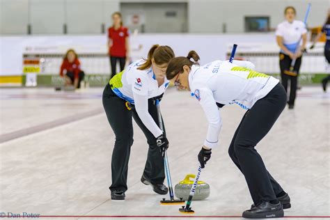 Hswr0gvc Curling Player At European Curling Championsh Flickr