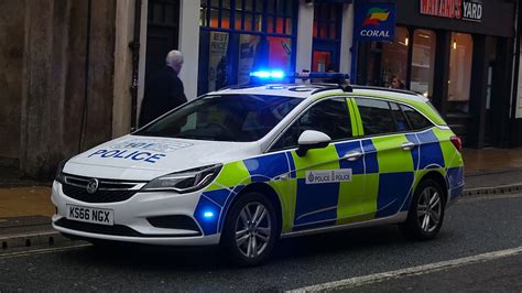 New Warwickshire And West Mercia Police Patrol Car Vau Flickr