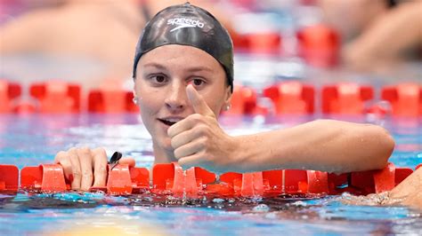 Natation Summer Mcintosh Domine Katie Ledecky Sur M Et Pulv Rise