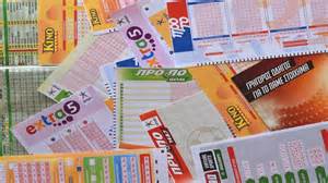 Die aktuellen lottozahlen von lotto 6aus49, spiel 77 und super 6 sowie die gewinnzahlen der letzten wochen finden sie hier im überblick. Online-Spiele bald auch bei Lotto Baden-Württemberg ...