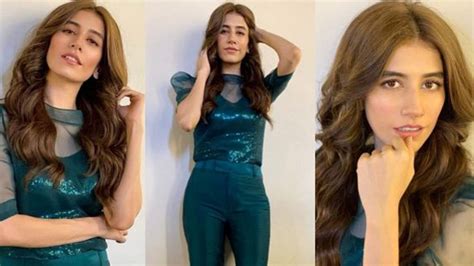 Beautiful Pictures Of Actress Nawal Saeed In Black Dress Looks So Young